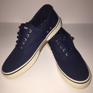 Sperry Top-Sider (Canvas Navy) (Size 8.5)